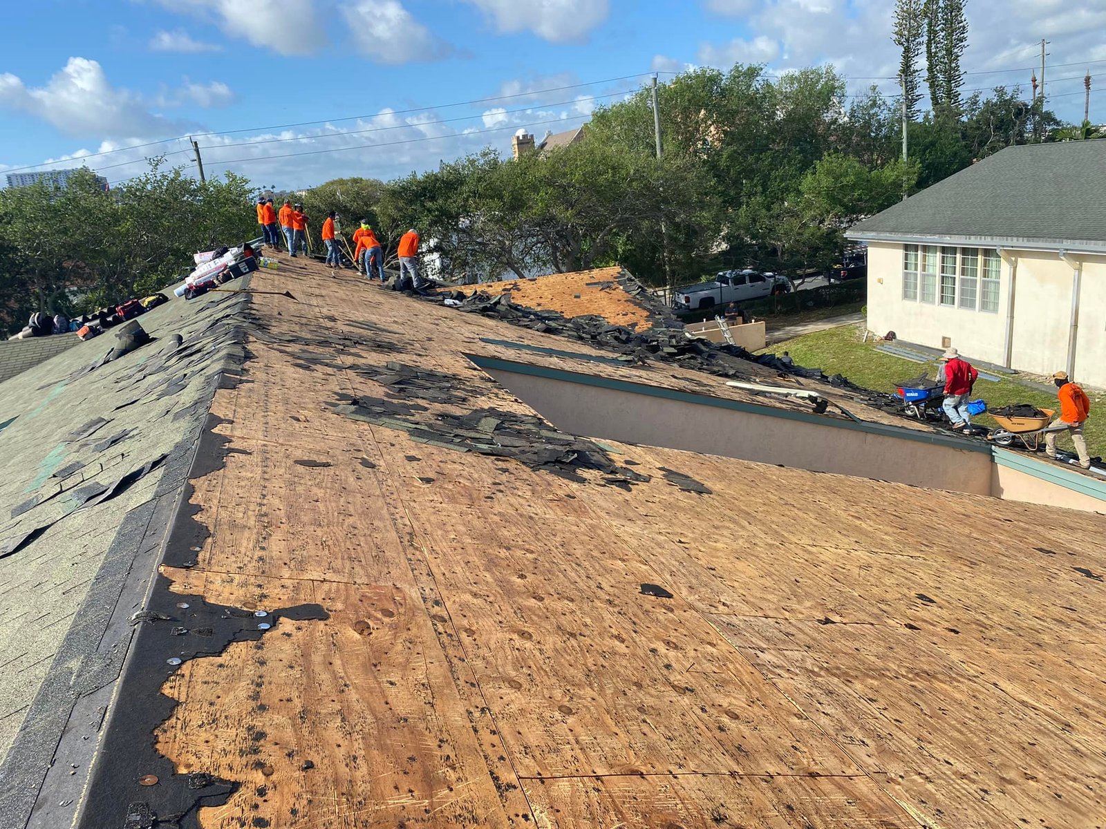 Jupiter roof repair near me